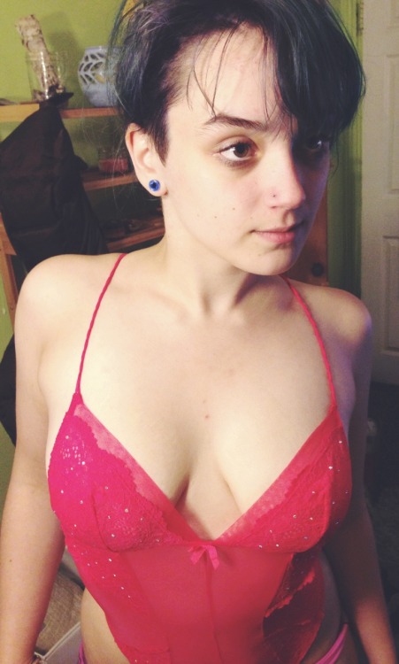 could I just be her or join her @cervidaedoll