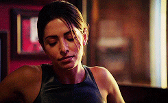   Sameen Shaw↳3.03 Lady Killer   
