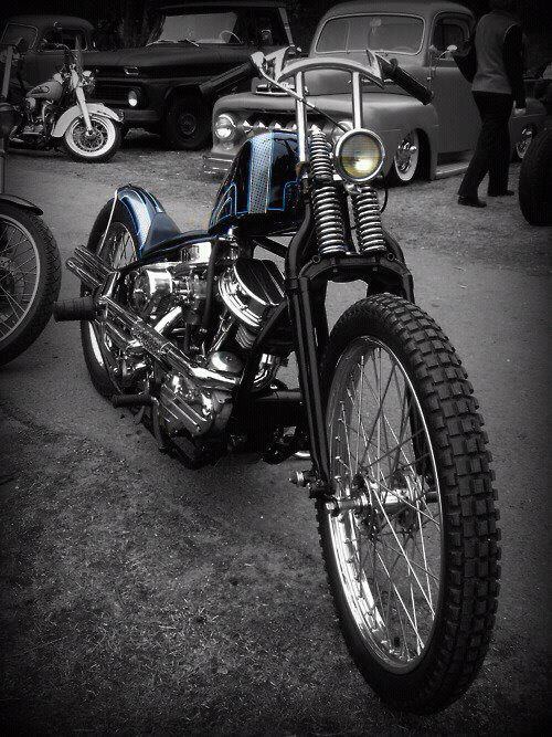 girls-n-cars:  > > girls-n-cars < < 
