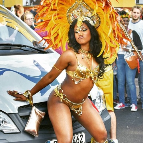 afrodesiacworldwide:  Caribana and Carnival Mix 🎭🌸💐🌼