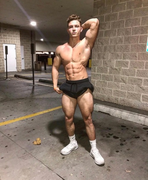 Sex musclboy:  “Leg day, bro!” 🔥 pictures