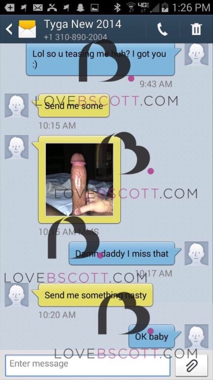 gettingplowed:  …blah blah…he got a nice piece tho…👀