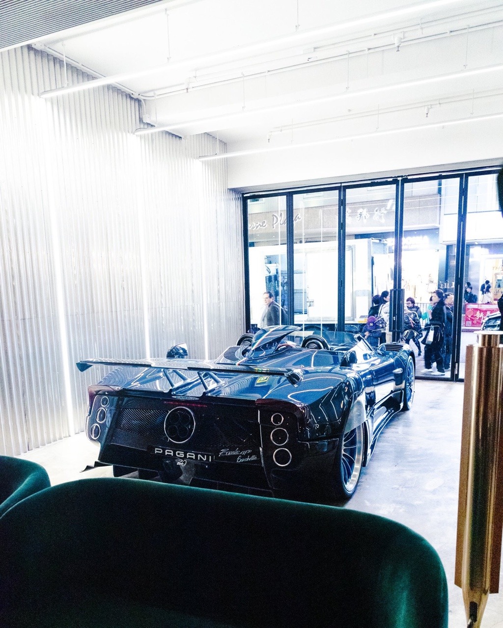 turbooloverr:  The €15 million Zonda HP 