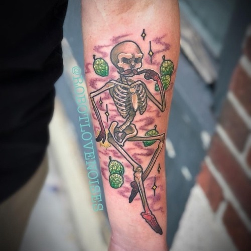 Jared from @BoneUpBrewing got this pin up skeleton from artist Coralynn Rowell at Empire Tattoo Bost