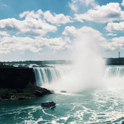 queensummit:  Niagara Falls (the Canadian side, of course) 🌊 ig @pacific.kid 