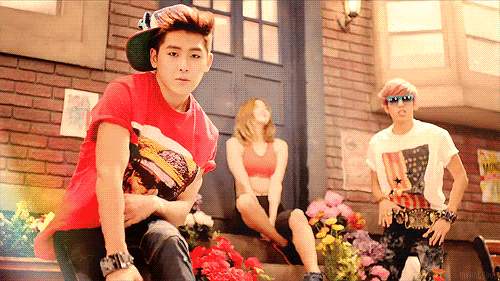 (ღ˘⌣˘ღ)