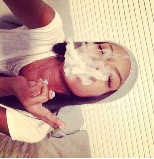 phuckindope:  Phuckindope.tumblr.com 