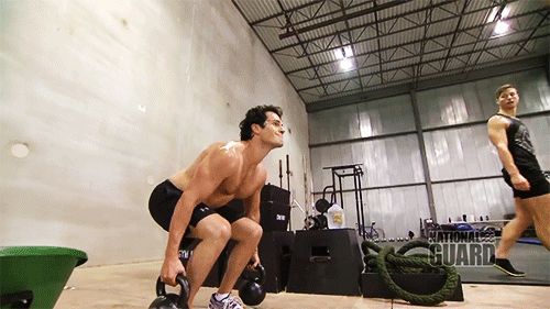 hotmal3celebrities:  Henry Cavill - Working out for man of steel