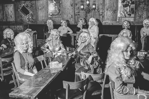 taigas-vintage-stuff: muzze01: Contestants in a Dolly Parton lookalike competition in Phoenix, 1979.