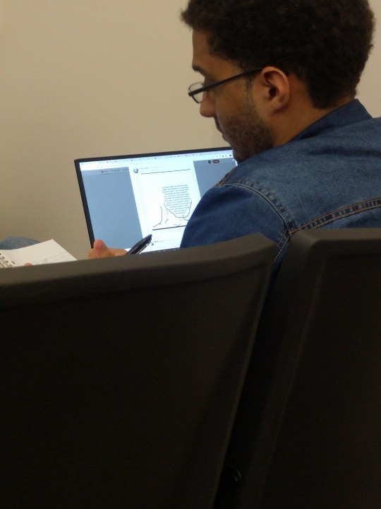 silver-tongues-blog: notvoid:  notvoid:  notvoid:   notvoid:   notvoid:   notvoid:   notvoid:  this dude the row in front of me in math class is browsing twitter and got hentai on his dash, saw the Wendy’s mascot with giant tits. it’s hard to balance