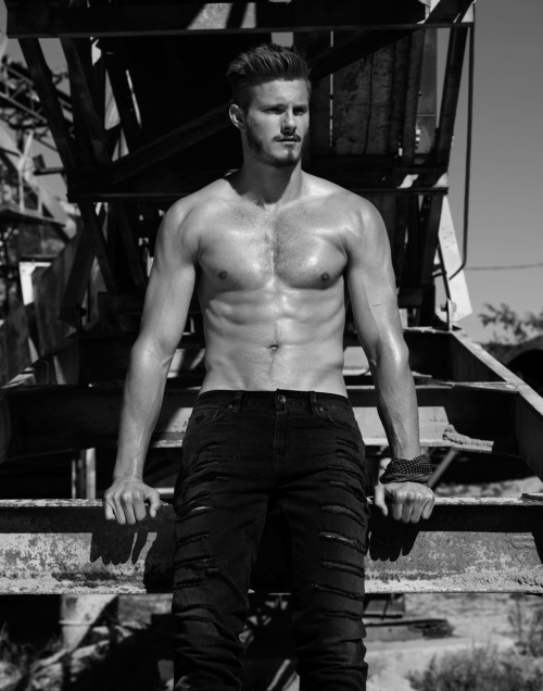 meninvogue:  Alexander Ludwig photographed by Justin Campbell for Flaunt Magazine