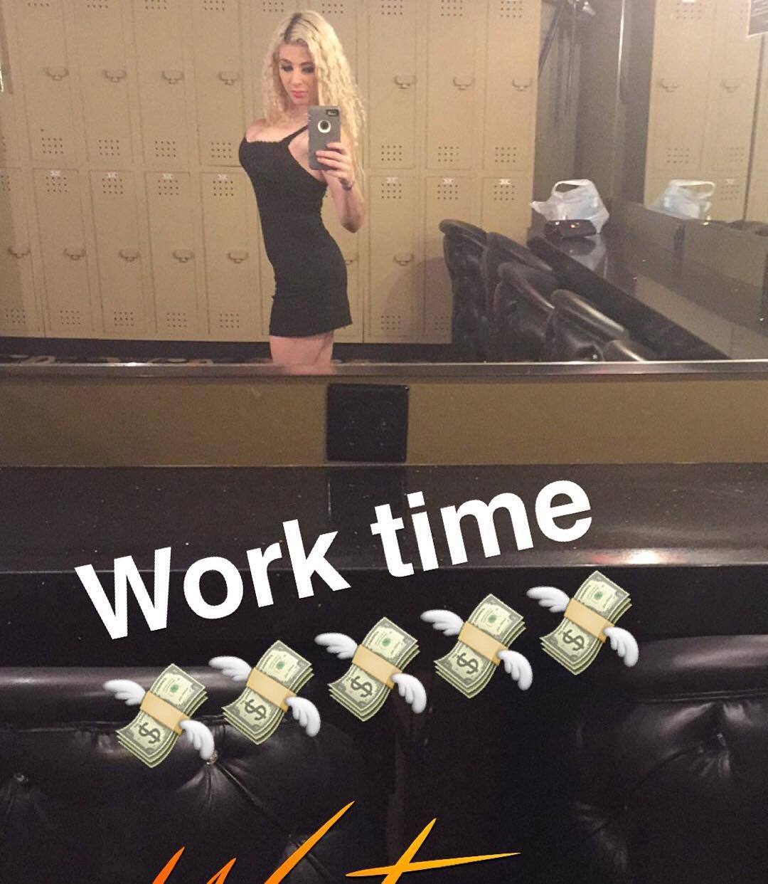 stripper-locker-room:  kaylamarie93_
