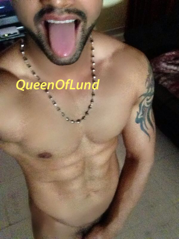 fzuckit:  jboysthree:  queenoflunds:  Welcome to the Best place to find HOT DESI/ARAB