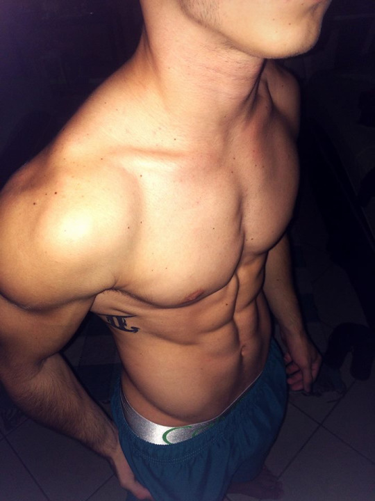 speedobuttandtaint:  Over 54,000 followers. Men in speedos, hot men  and butts speedobuttandtaint
