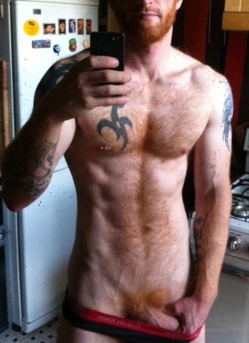 ginger-tidings:  In the mirror …