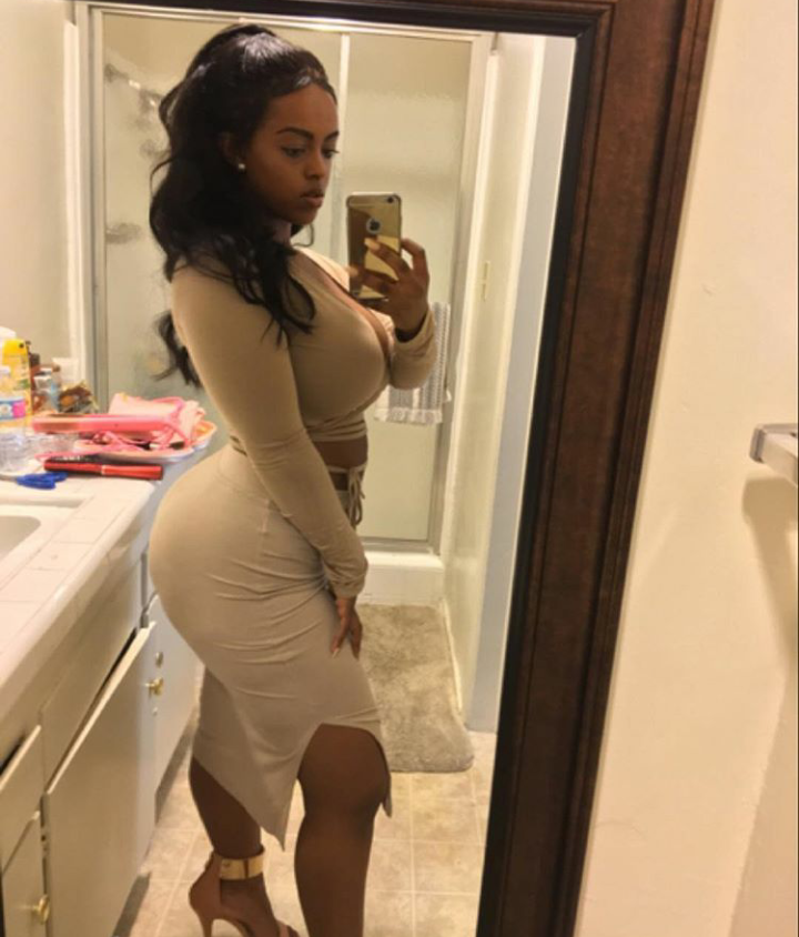 jazziedadd:  SexyGorgeous &amp; Bustin'Loose Titties…  Ms MsrTaye…. 😍
