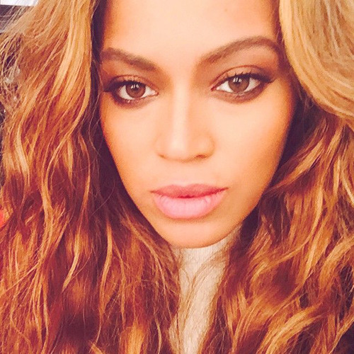 beyoncelegion:   Beyoncé’s 2015 selfies. porn pictures