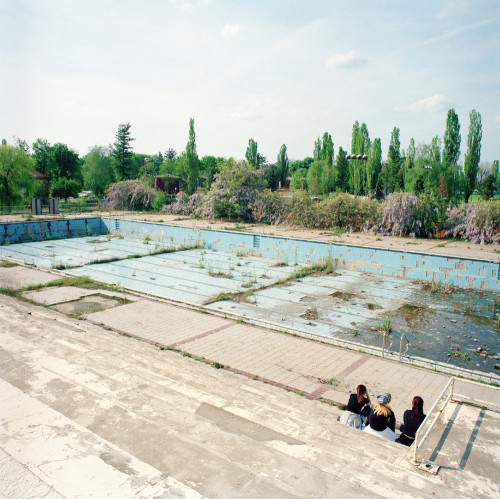nitramar:  From the series “Vukovar”, photos by Colin Dutton. Via lensculture. 
