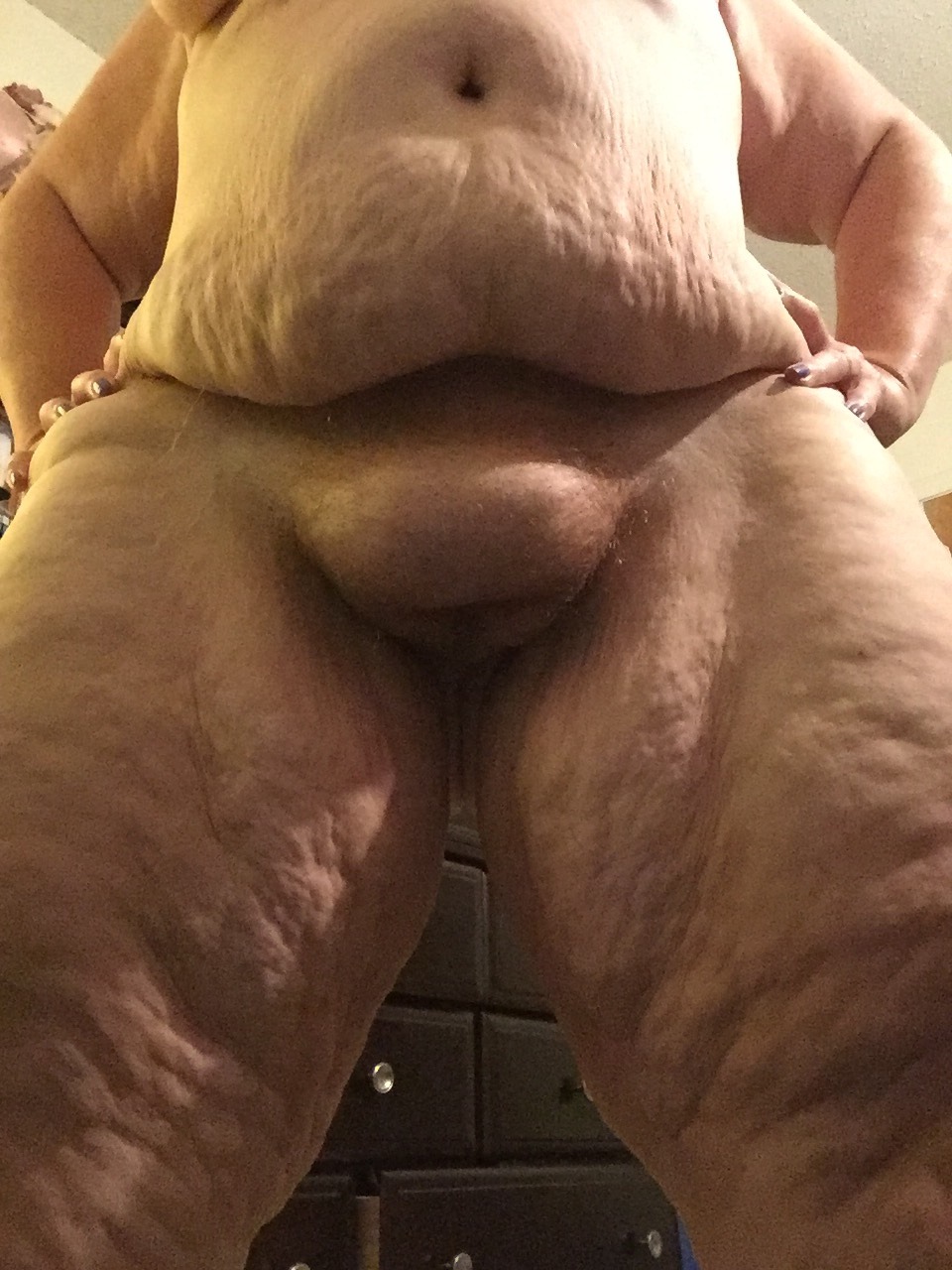 sheisownedbyme:  Up skirt, no skirt….#Mlo