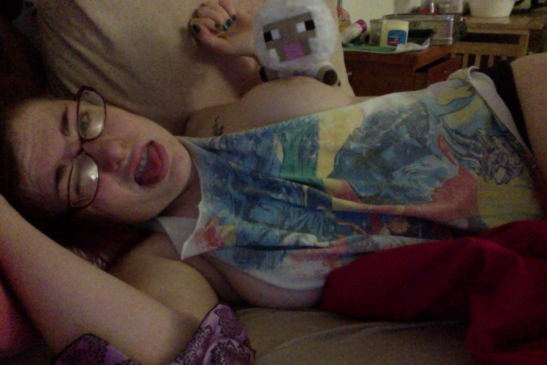 alphacakes:  Sleepy and hanging out with Fredrick.