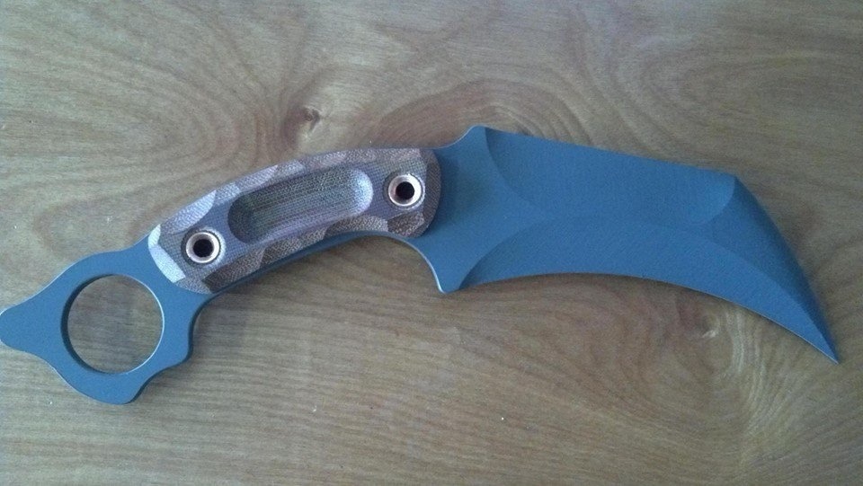 sharpbrighttactical:  Artificum Solis LLC; karambit prototype. 