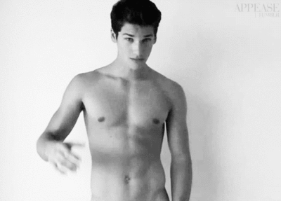 pulchhritude:  hottest guys (x)