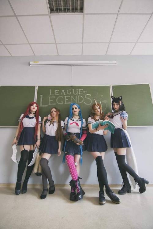 kamikame-cosplay:League of High School from League of Legends by Riot GamesAimaru as KatarinaNative 