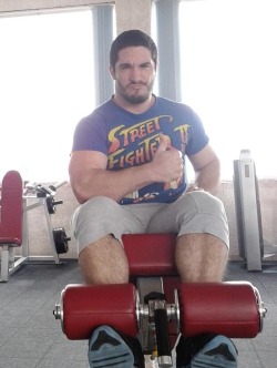 rodbatman:  jhfic1:  jhfic1:  QUIZ Feeling flirtatious, I see you at the gym and I give you the thumbs up. You walk over to me. What do you say?  &ldquo;Nice calves. Wanna fuck?&rdquo;  Mmmm 