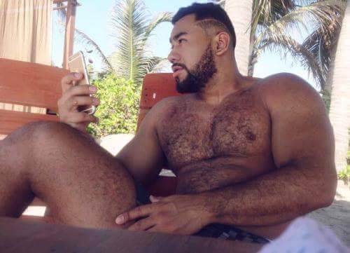 deejpluto:  I want him fuck!!!
