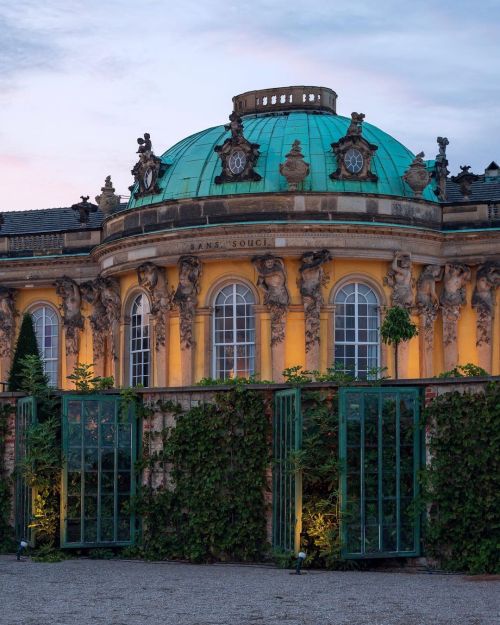 legendary-scholar:  innamorat4:  Frank   Sanssouci, the castle on the vineyard, is probably Potsdam’s most famous landmark.