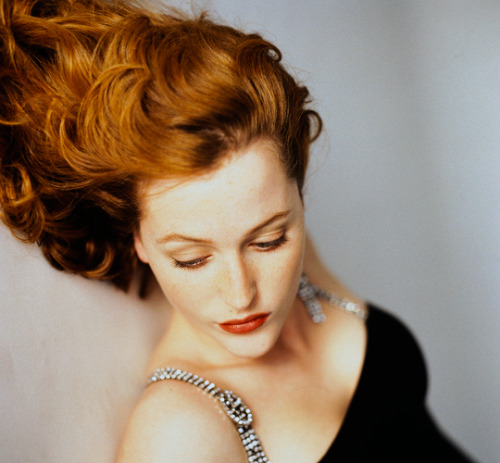 Gillian Anderson Photographed By Raul Vega.