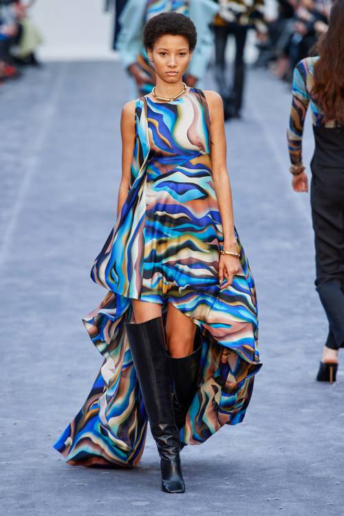 knittinganddrinkingtea: Roberto Cavalli Fall 2019 Model: Lineisy Montero
