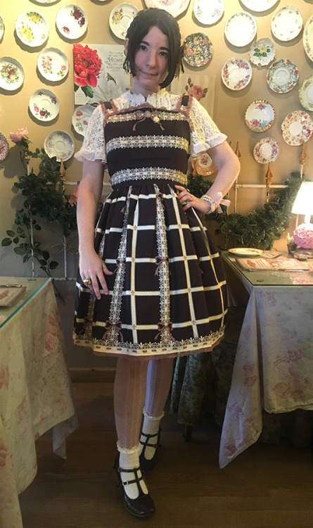 Belated coord post from a month ago! I took a vacation to visit my mother and we went to my favorite