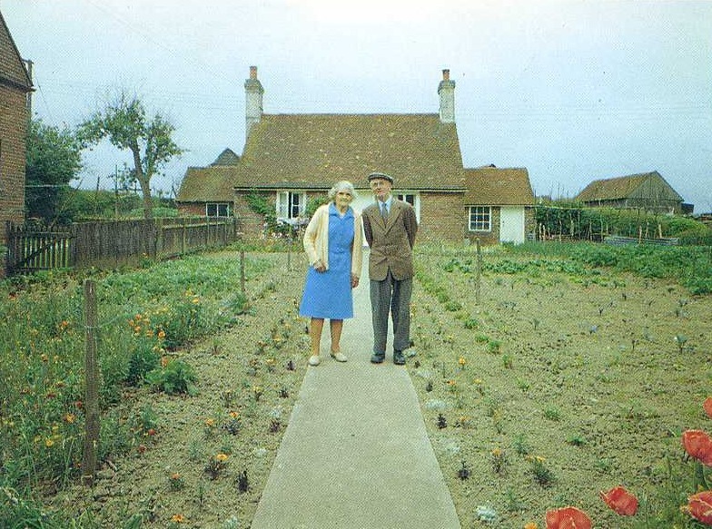 digbicks: Journalist Ken Griffiths took photos of his parents in their garden in