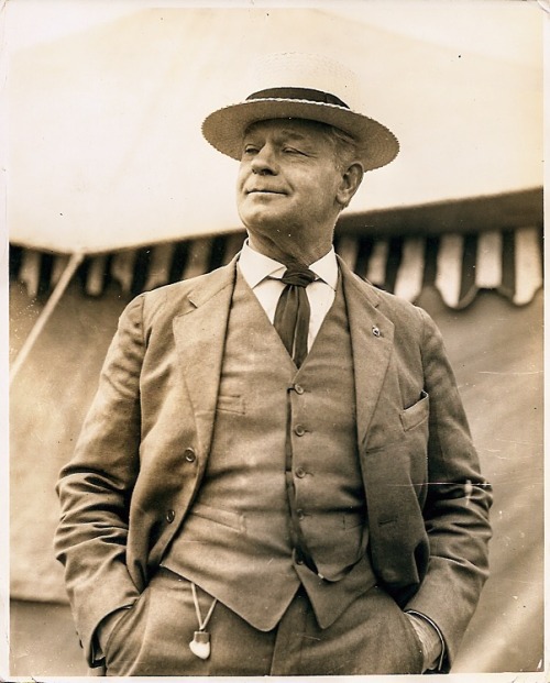 George Hantzer - Clown of Ringling Bros. Barnum and BaileyOut of Paint - Oct. 20, 1922- written on b