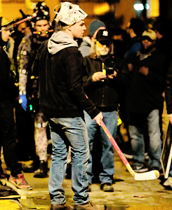 felicitys-smoaks: Stephen Amell filming Teenage Mutant Ninja Turtles II as Casey Jones