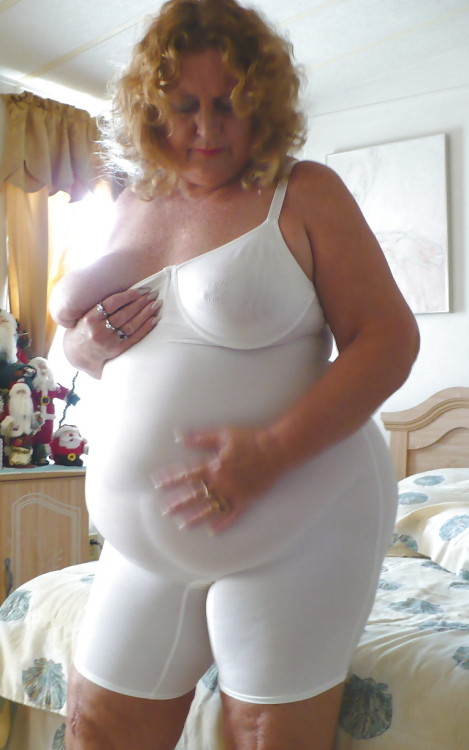 tiddler2: oldnick1:  Lovely shape   Good adult photos