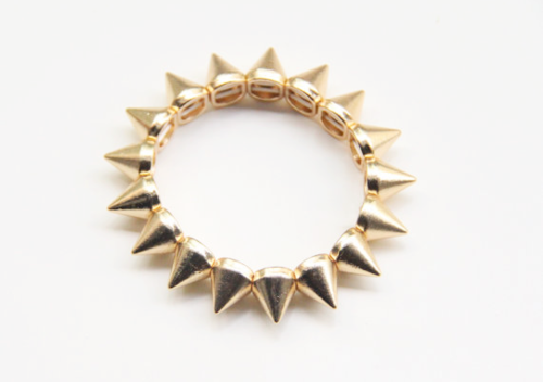 l-i-g-h-t-l-e-a-k-s:  i have thaaat, favorite bracelet