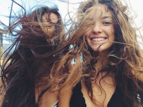 earthlingmaxi: Was a bit windy at the beach today …