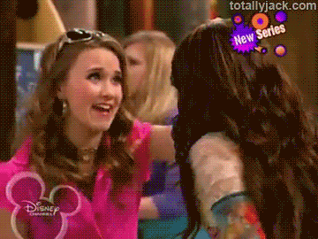 ruinedchildhood:  taco-bell-rey:  Remember when Lilly snatched Miley’s fake ass