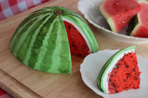 tbh-drinkinq:  silly-peasant:  he11above:  but.. it’s…  caaake o.o  i want this