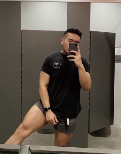 unwashedtshirt:i worked out today 