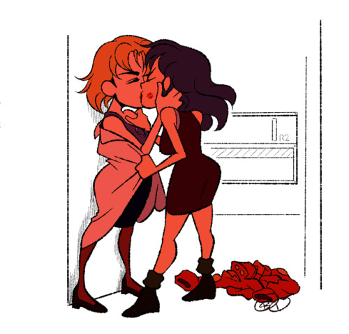 dresdoodles:They’re absolutely ex girlfriends