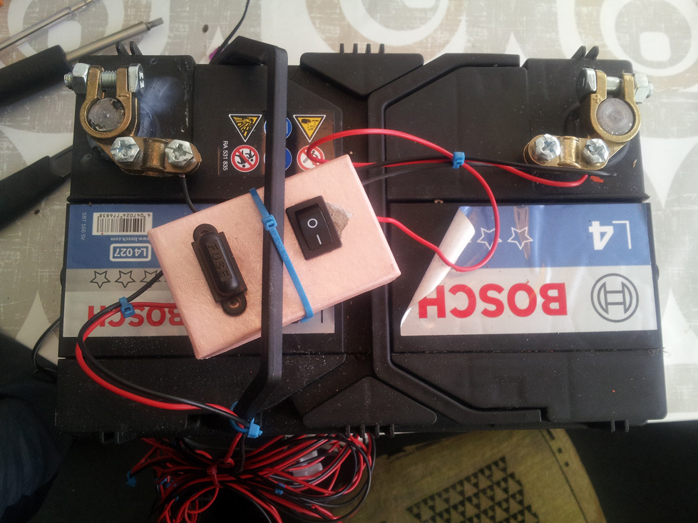 Today, I finally managed to put my car battery, amp and subwoofer together for the