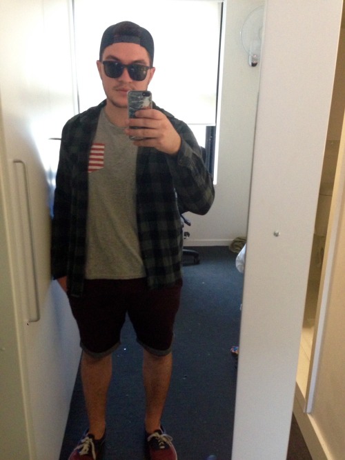 Going for the Grunge/Skater look
