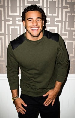 savvyifyanasty:  yo-step-daddy:  Cory Wharton from Real World San Francisco  &gt;  yoooo. I can’t deal right now  Follow me @ savvyifyanasty.tumblr.com