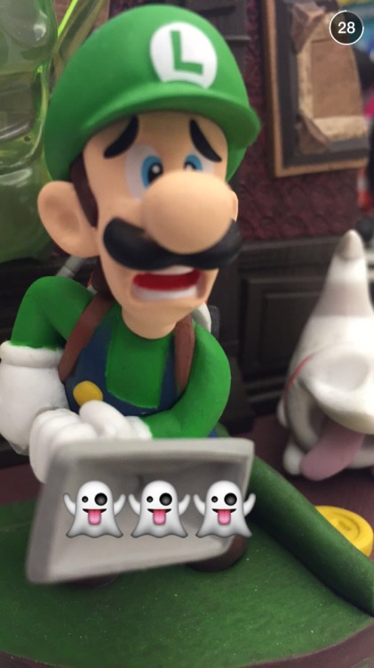 bobacupcake: so nintendo has an official snapchat now