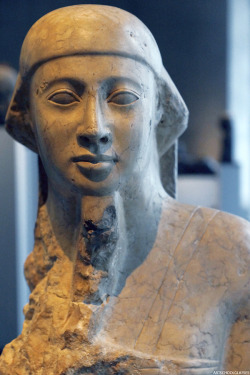 artschoolglasses:  Figure of a priestEgyptian