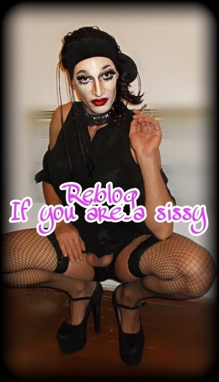 XXX missflolove:Sissy slut photo