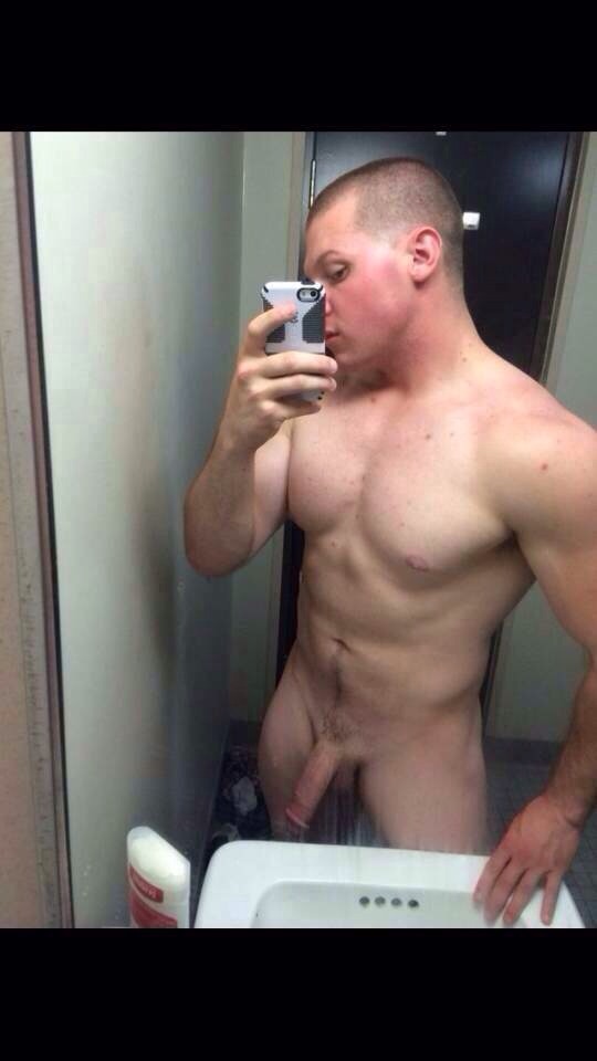 militarymencollection:  military men collection 